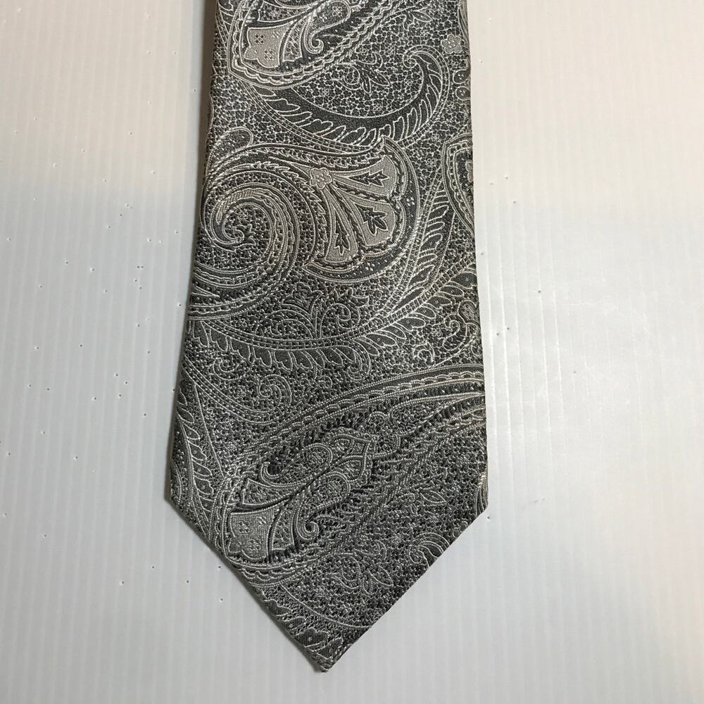 Kirkland Signature Gray Paisley Silk Long Wide Men Necktie